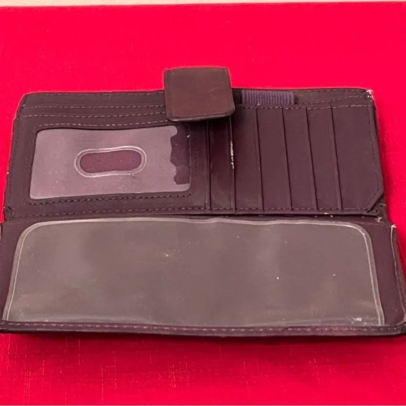 Fossil Burgundy Embossed Leather Wallet - Picture 5 of 6